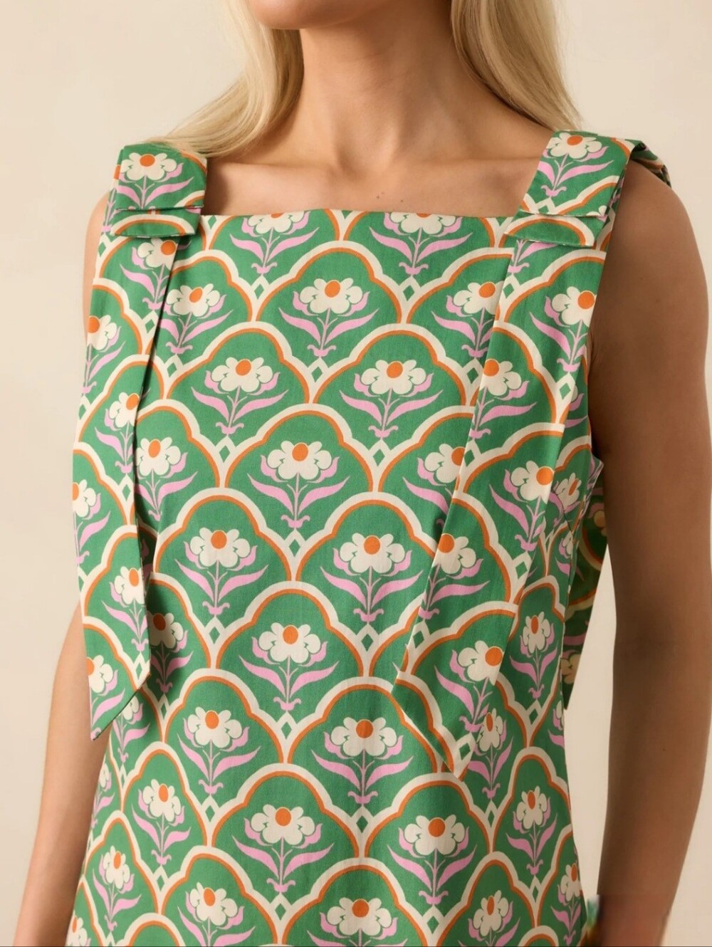 Entro Green Floral Mini Dress with Tie Shoulder Detail Size M - Picture 6 of 12